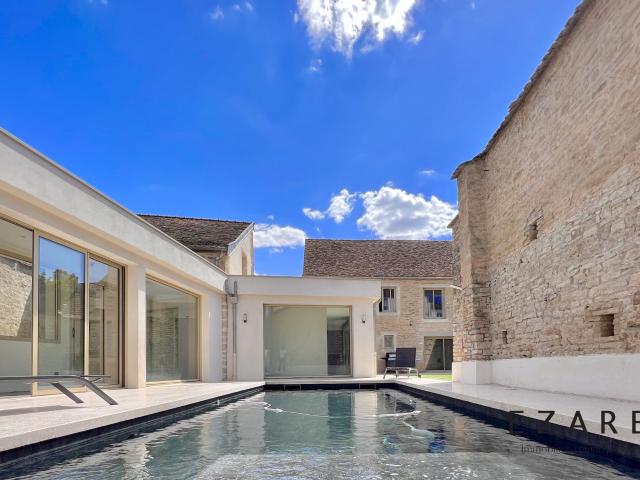 Maison 13 pièces 600 m²