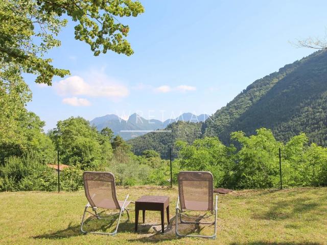 Maison 13 pièces 814 m²