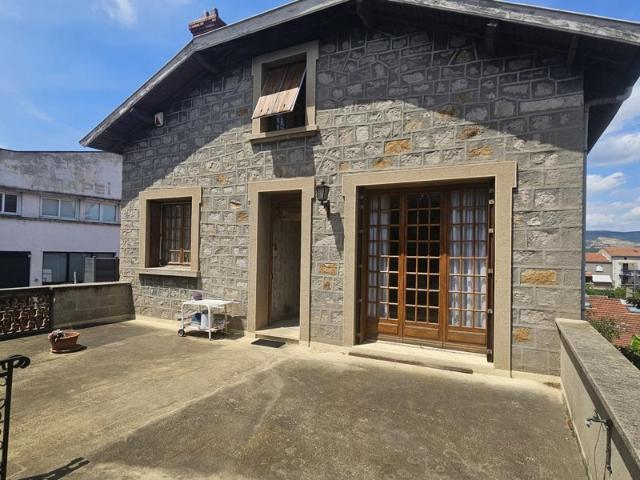 Maison 144m² avec garage et jardin