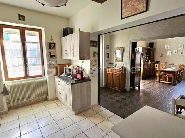 Maison 145 m² – 5 chambres – terrain + dépendances – fort potentiel – Sainte Foy