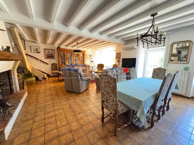 maison 141.93m²