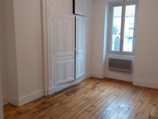 Maison, 141 m² à louer à Poncin 01450