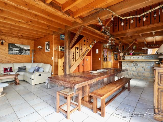 Maison 142 m² + dépendances – 5 000 m² de terrain – Environnement exceptionnel & fort potentiel