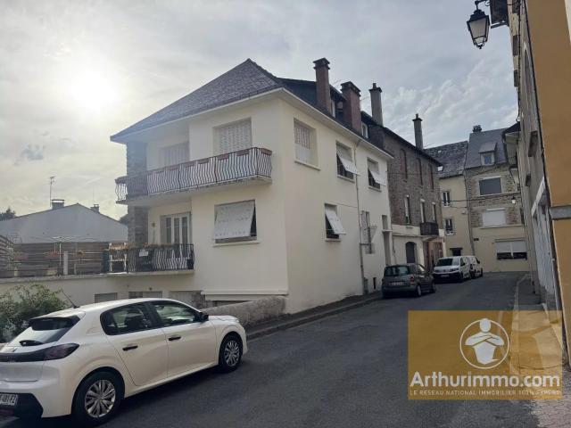 Maison 14 pièces 273 m²