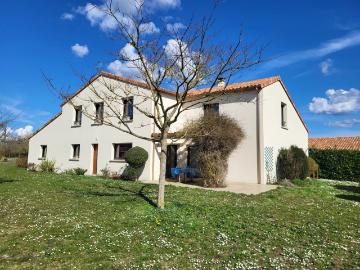 Maison 14 pièces 283 m²