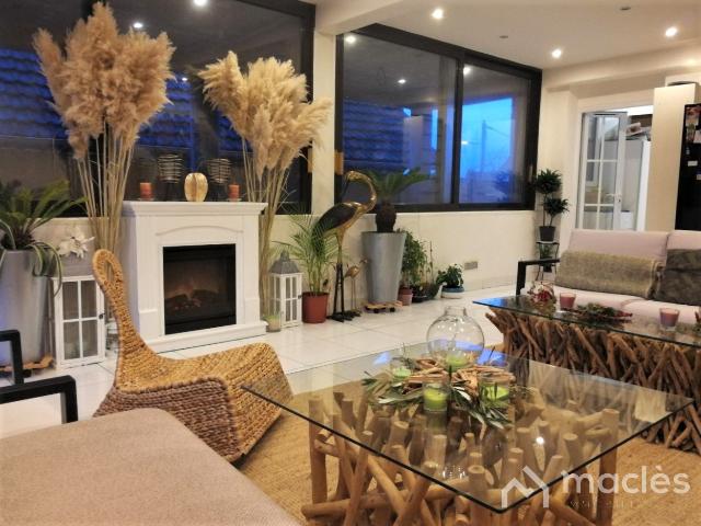 Maison 14 pièces 285 m²