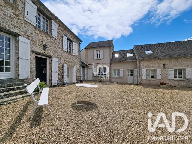 Maison 14 pièces 290 m²