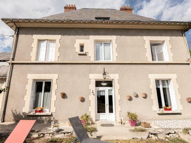 Maison 14 pièces 296 m²