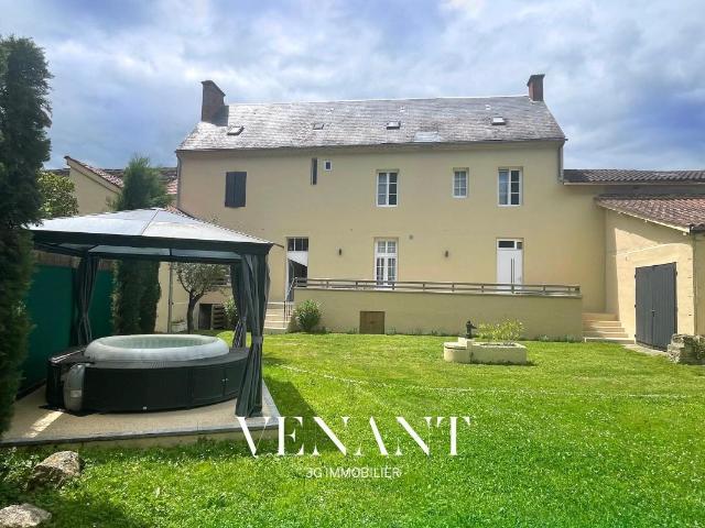 Maison 14 pièces 238 m²