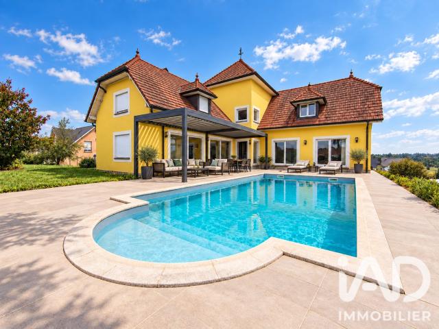 Maison 14 pièces 340 m²