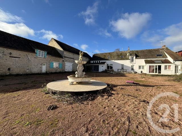 Maison 14 pièces 342 m²
