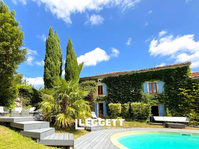 Maison 14 pièces 350 m²