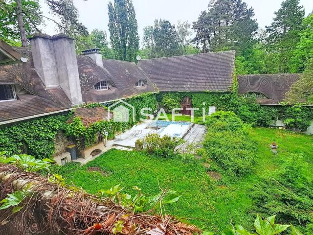 Maison 14 pièces 350 m²