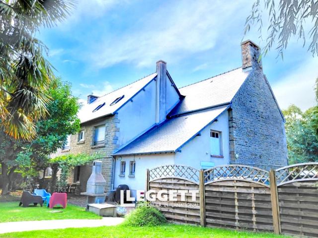 Maison 14 pièces 370 m²
