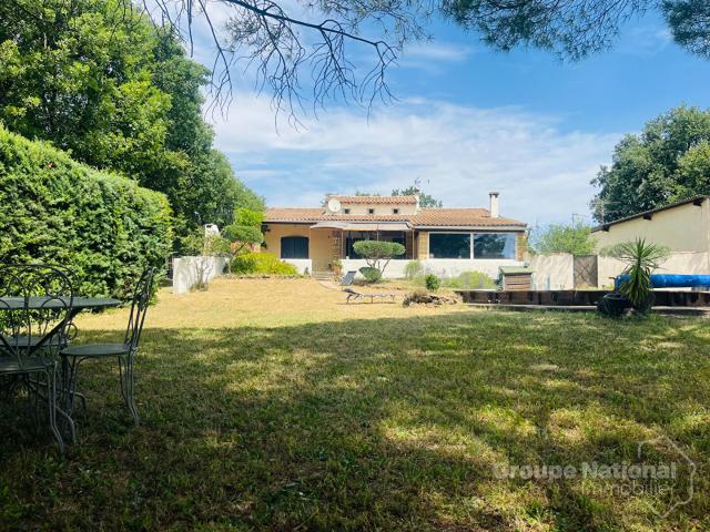 Maison 14 pièces 377 m²