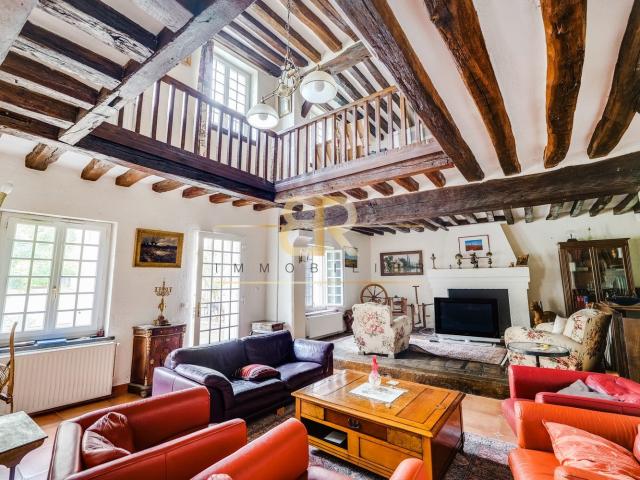 Maison 14 pièces 378 m²