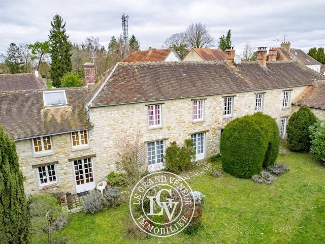 Maison 14 pièces 386 m²