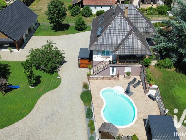 Maison 14 pièces 300 m²
