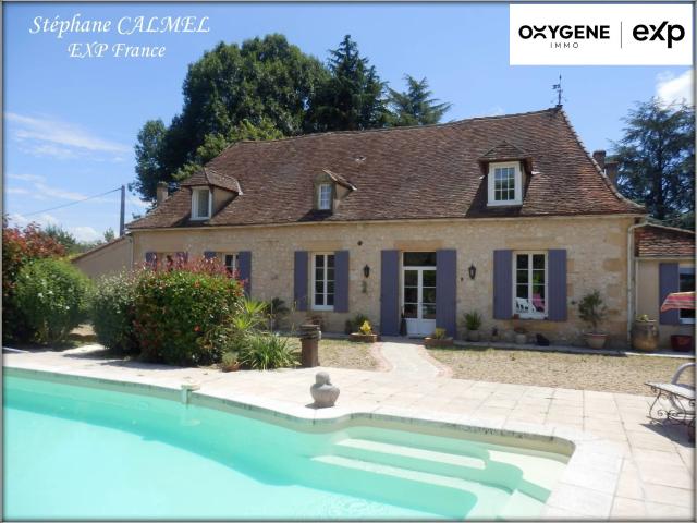Maison 14 pièces 305 m²