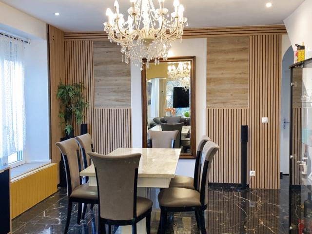 Maison 14 pièces 306 m²