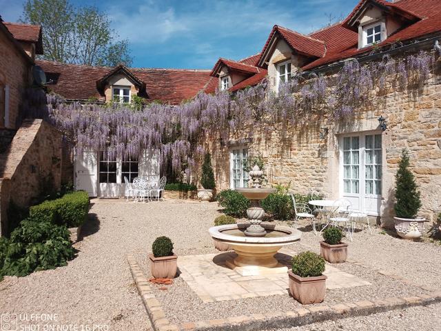 Maison 14 pièces 310 m²