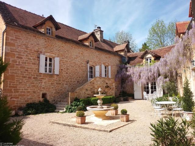 Maison 14 pièces 310 m²