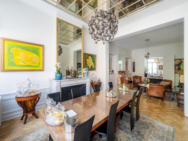 Maison 14 pièces 317 m²