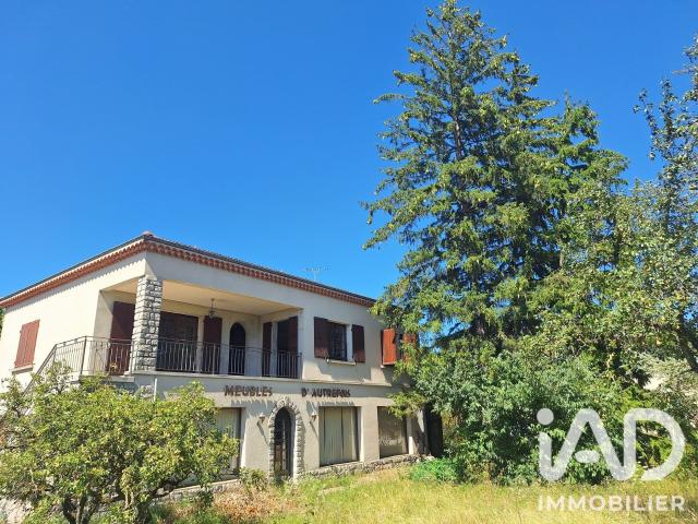 Maison 14 pièces 315 m²