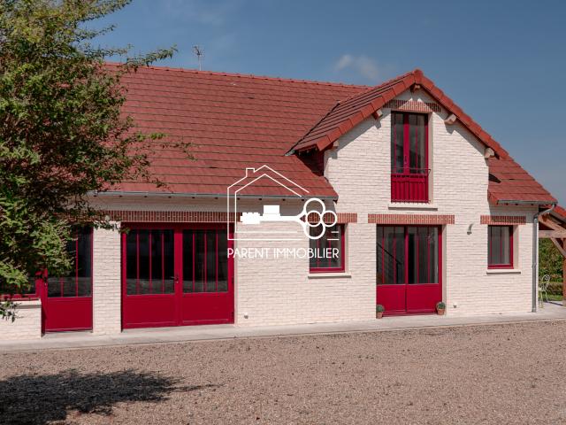 Maison 14 pièces 330 m²