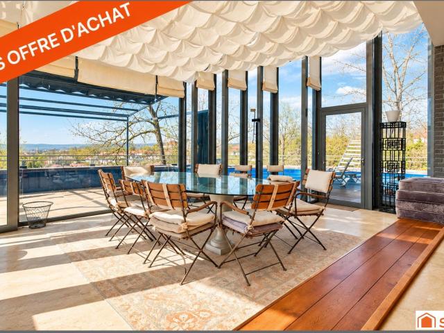 Maison 14 pièces 464 m²