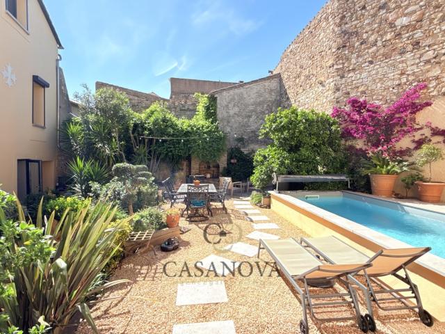 Maison 14 pièces 480 m²