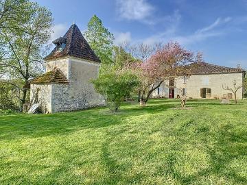 Maison 14 pièces 400 m²