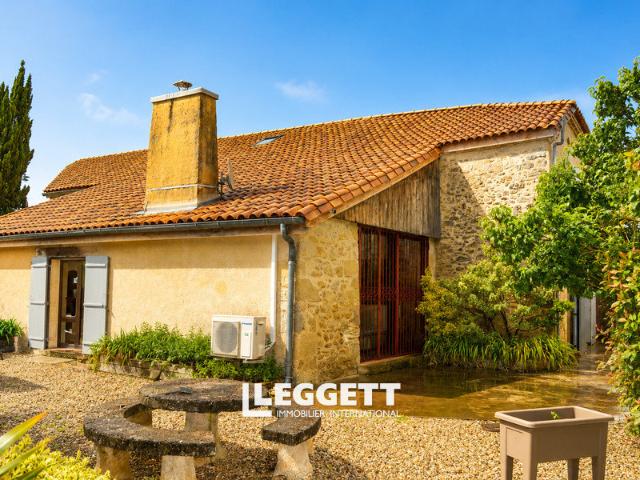 Maison 14 pièces 400 m²