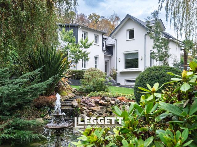 Maison 14 pièces 402 m²