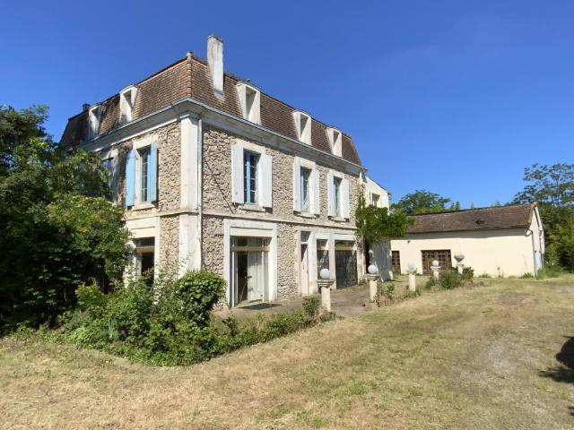 Maison 14 pièces 417 m²
