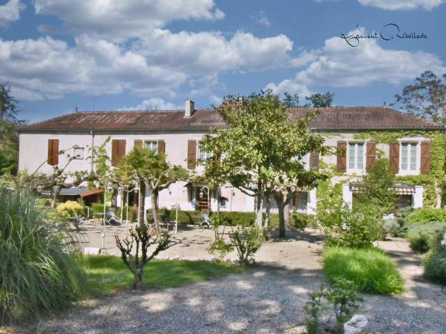 Maison 14 pièces 427 m²
