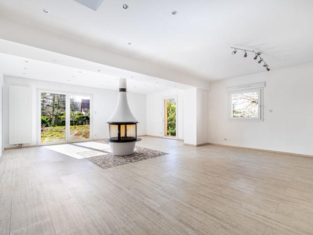 Maison 14 pièces 427 m²