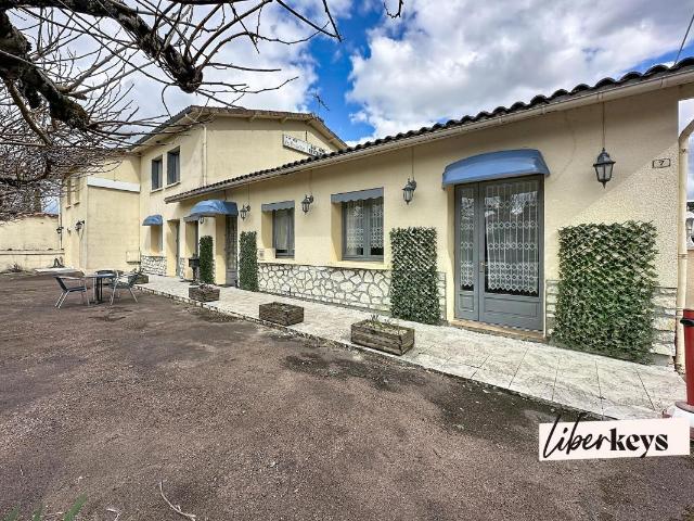 Maison 14 pièces 428 m²