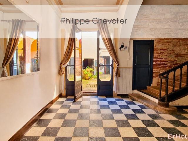 Maison 14 pièces 560 m²