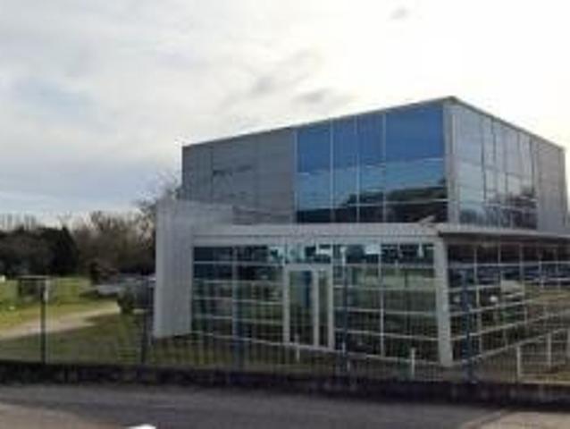 Maison 14 pièces 580 m²