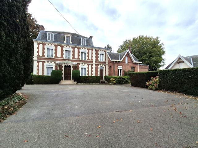 Maison 14 pièces 500 m²