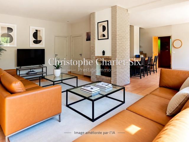 Maison 14 pièces 517 m²