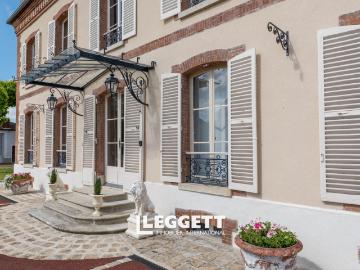 Maison 14 pièces 527 m²