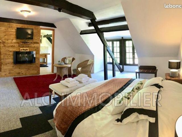 Maison 14 pièces 533 m²