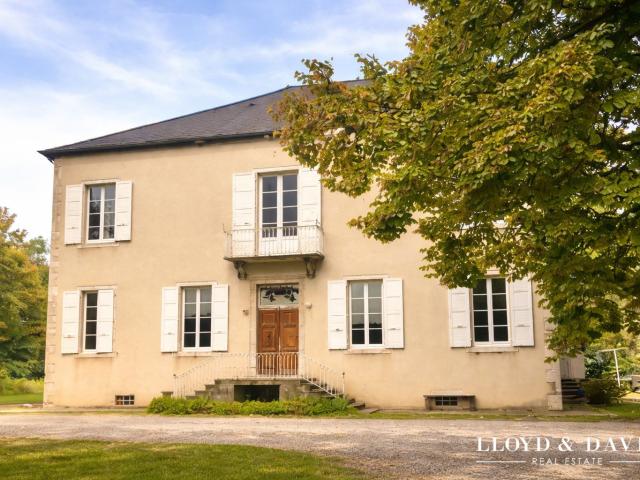 Maison 14 pièces 539 m²