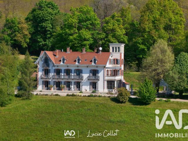 Maison 14 pièces 690 m²
