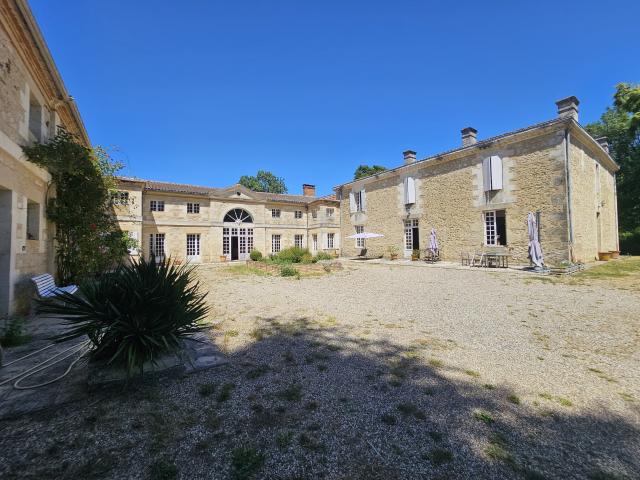 Maison 14 pièces