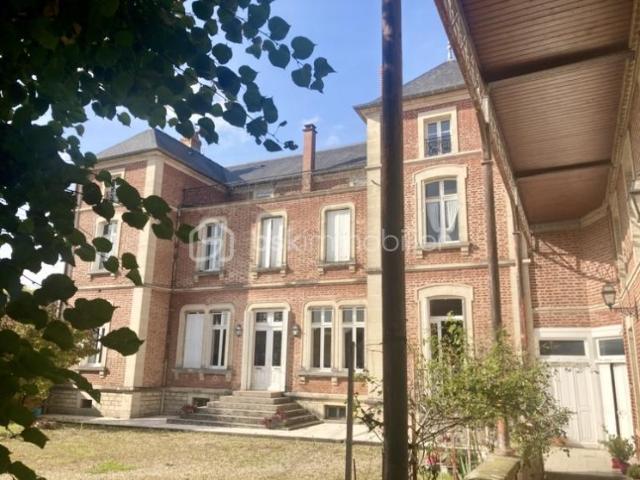 Maison 14 pièces 600 m²