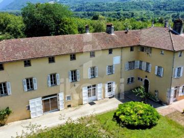 Maison 14 pièces 637 m²