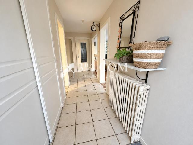 MAISON 154 M2 5 CHAMBRES JARDIN PISCINE GARAGE LUN